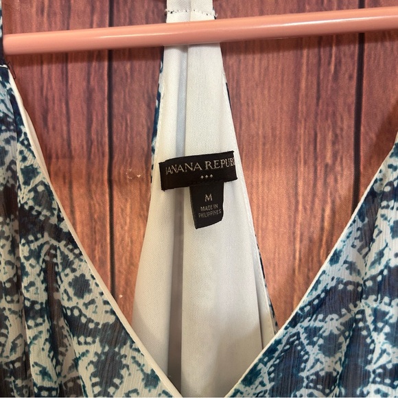 Banana Republic Printed Handkerchief Belted Midi Dress - Size M - Picture 4 of 10